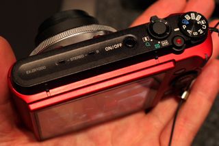 Casio Exilim ZR1000 Hands-On Preview