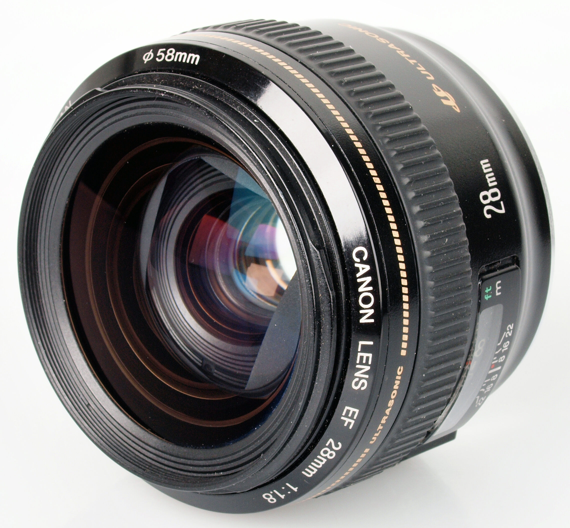 Canon EF 28mm f/1.8 USM Lens Review